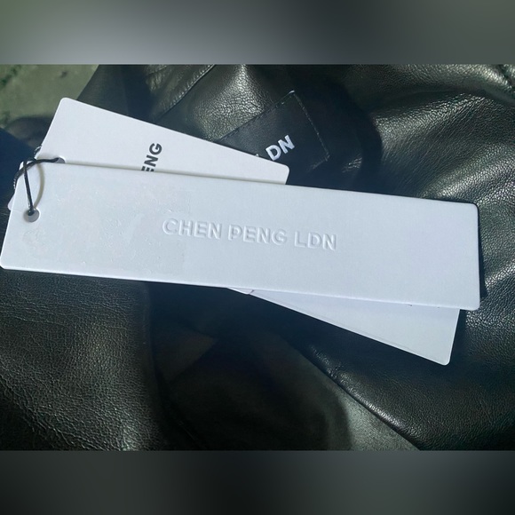 Grained Faux-Leather Shirt (CHEN PENG) - Picture 6 of 11